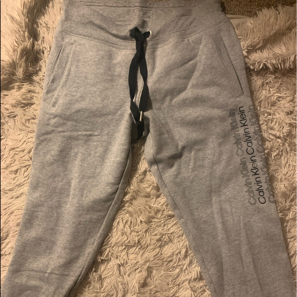 calvin klein grey sweatpants size small
